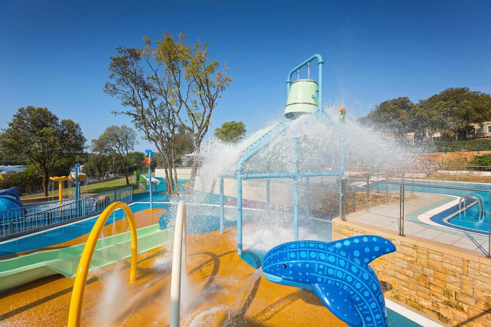 רוביני Maistra Camping Vestar Pitches מראה חיצוני תמונה