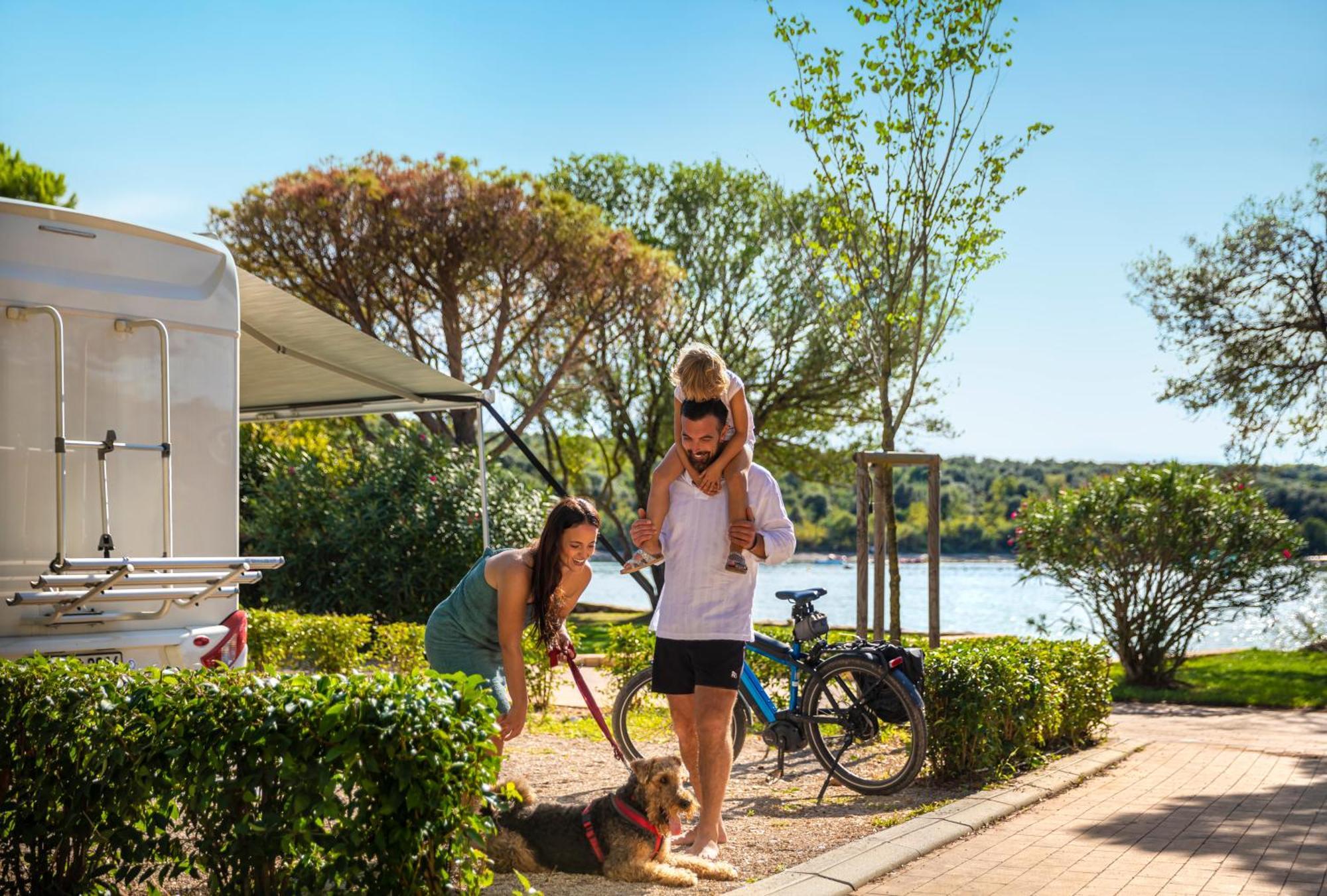 רוביני Maistra Camping Vestar Pitches מראה חיצוני תמונה