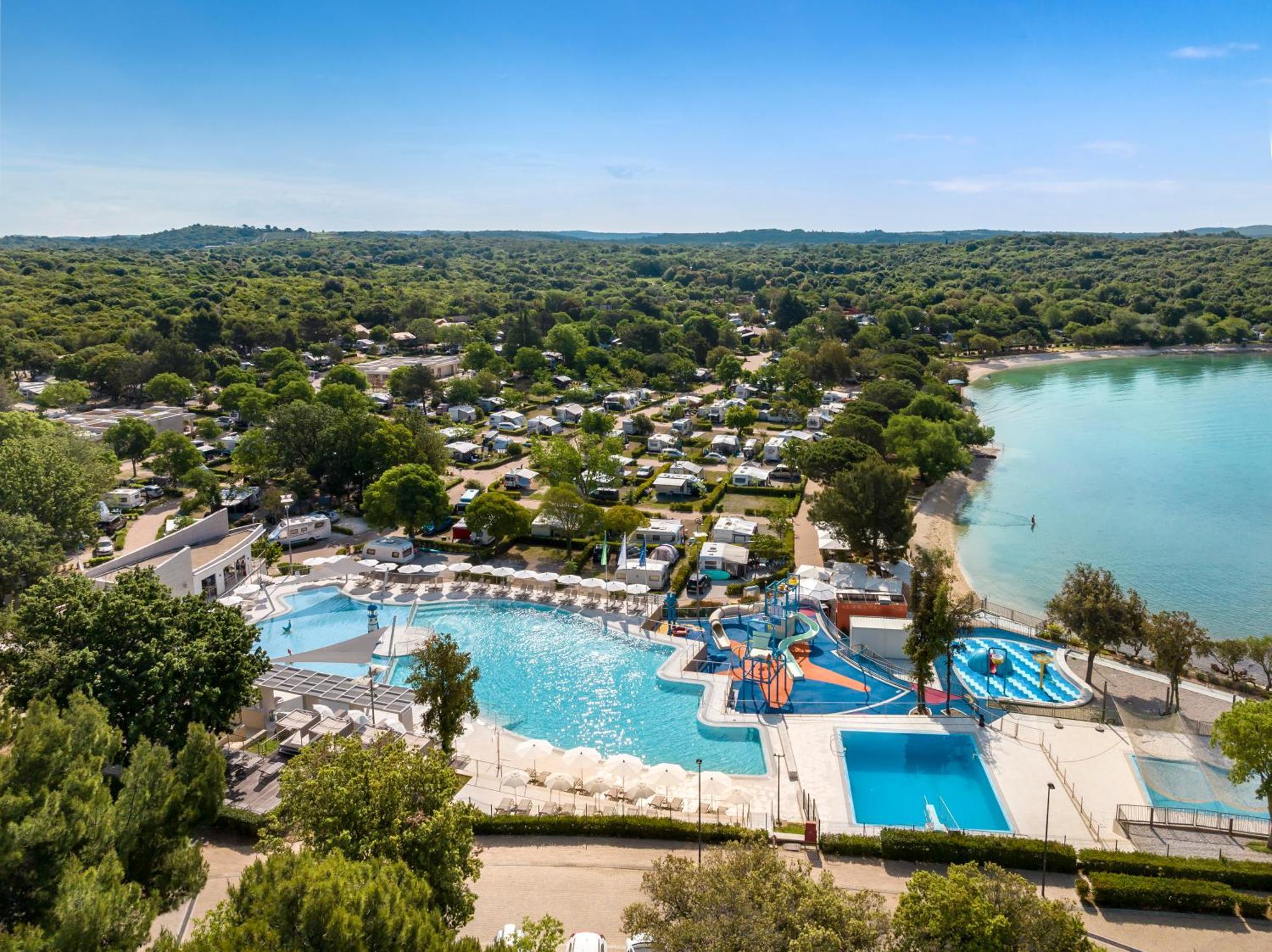 רוביני Maistra Camping Vestar Pitches מראה חיצוני תמונה